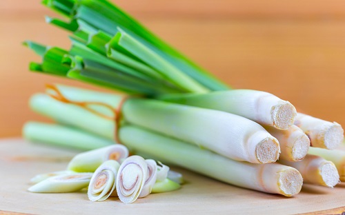 大蔥一擦就掉色,是被染色了?食品安全檢測儀還你一個真相